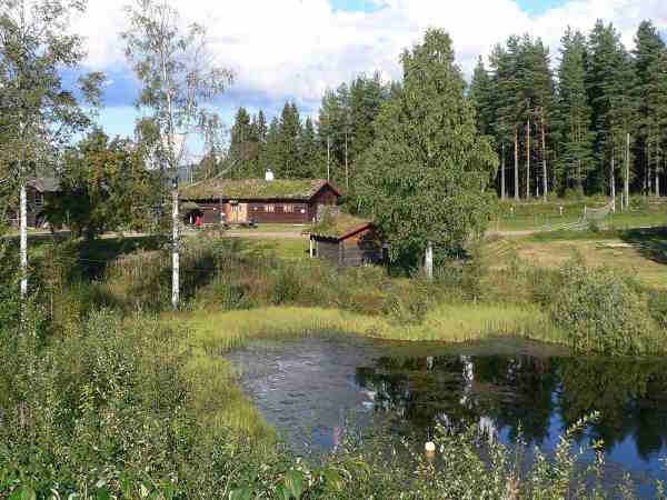 Kanutouren-und-Kajaktouren-in-Schweden